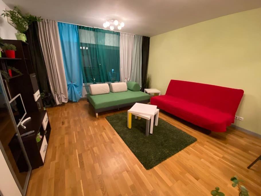 Green Apartment 214 With Private Parking بوخارست المظهر الخارجي الصورة